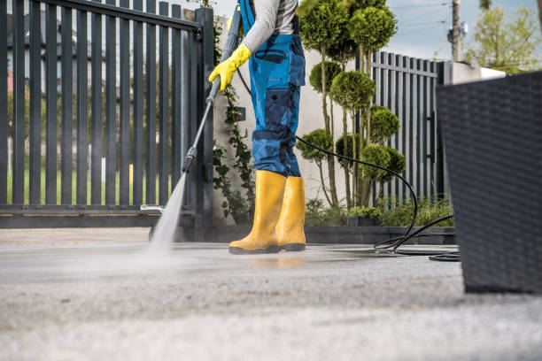 Best Pool Deck Cleaning  in Salem, SD